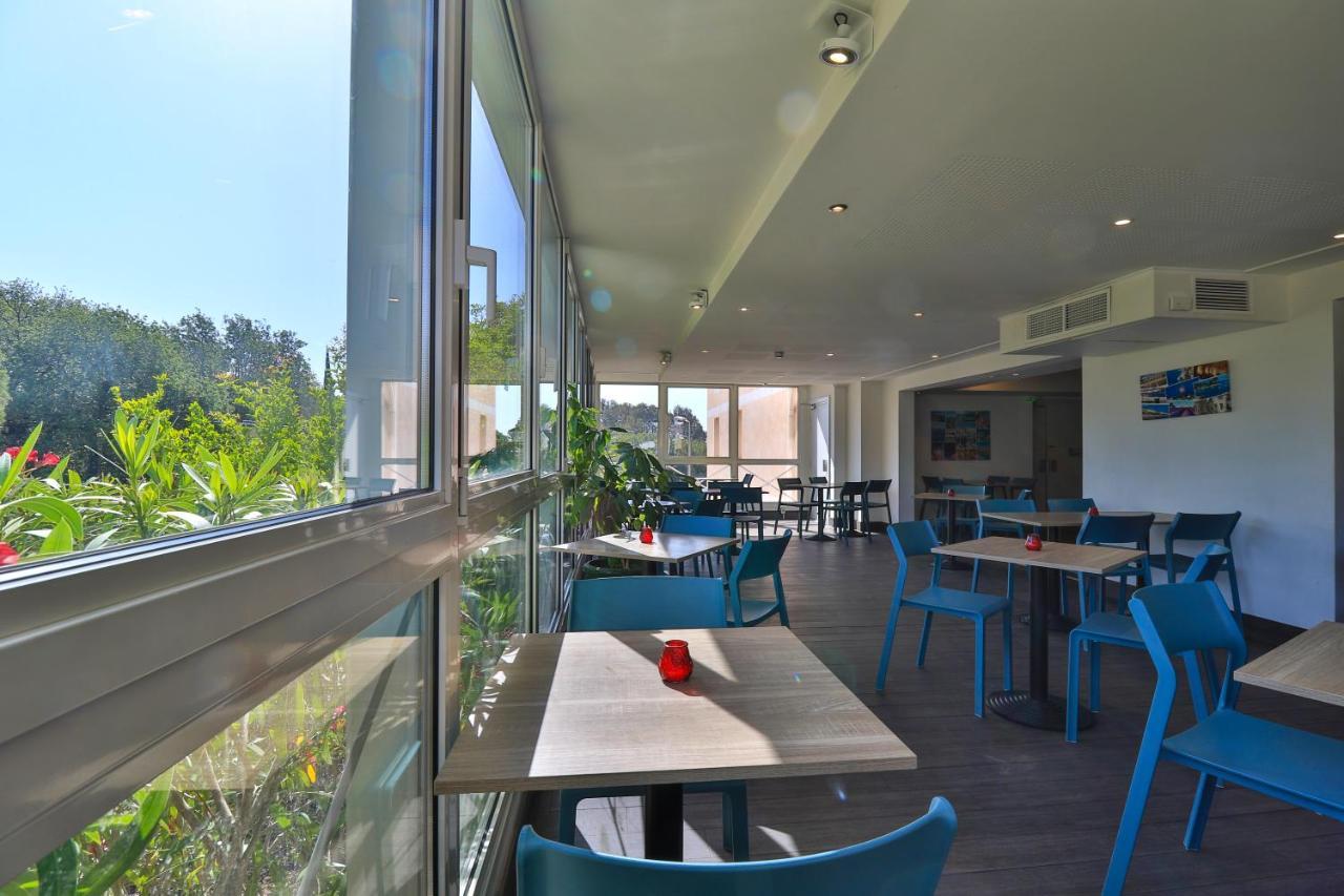 Hotel Restaurant Kyriad Fréjus Dış mekan fotoğraf
